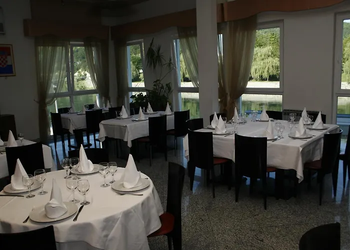 Sv. Mihovil Hotel 3*